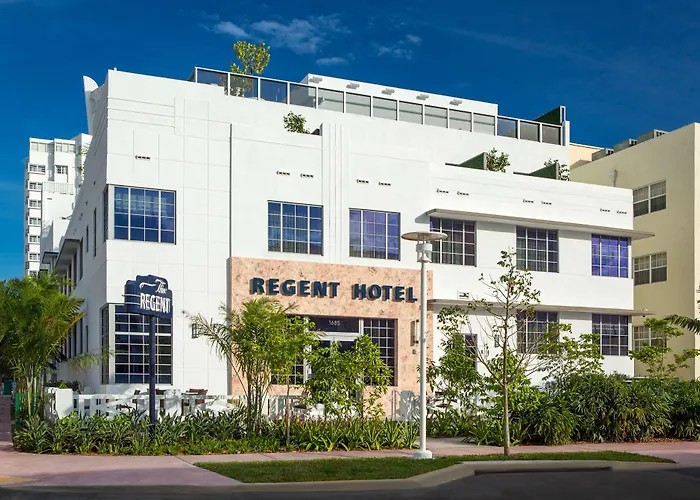 Resort: Gale South Beach, Curio Collection By Hilton